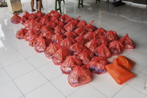 Bantuan sembako untuk dibagikan kepada para korban banjir